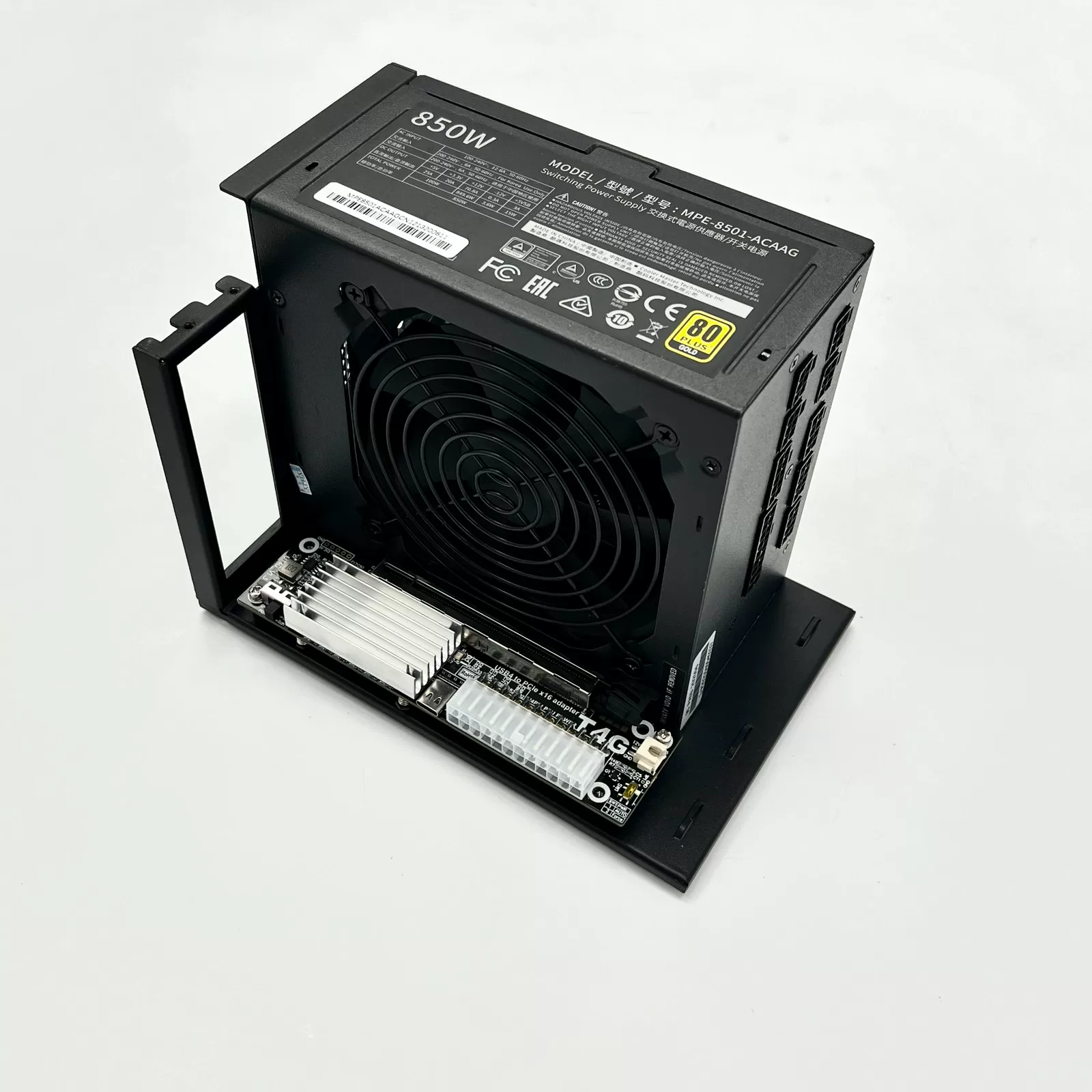UT4G – zewnętrzna stacja dokuj – Gpu External Dock Egpu Thunderbolt 4 recenzja i cena